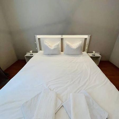 Chic Retreat Timisoaraアパートメント エクステリア 写真